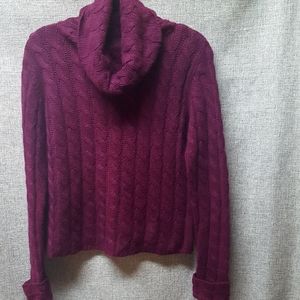 Access Maroon Turtle-neck Sweater EUC Size M